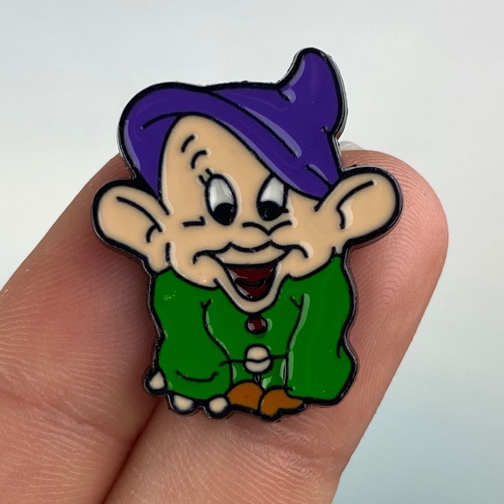 Dopey Enamel Pin/ Brooch Lapel